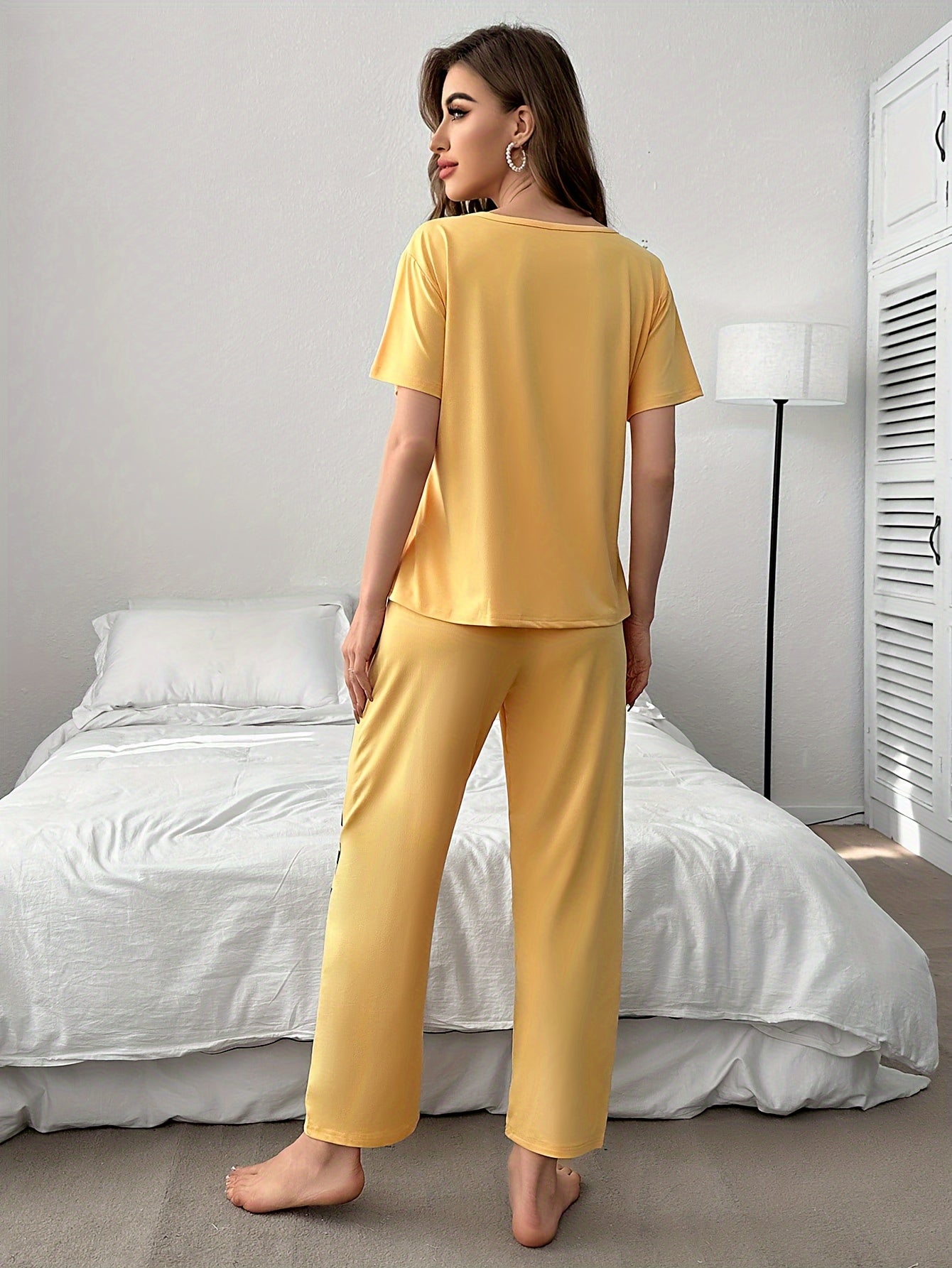 Women'S Casual Yellow joyful Face Pajama Set - Short Sleeve, Long Pants, Crew Neck, All-Season Sleepwear, Comfortable Loungewear, Casual Loungewear|Playful Design|Soft Texture
