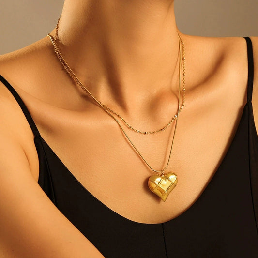 LT-P2051 Women's European American Style Hollow Checkered Heart-Shaped Pendant Necklace Stainless Steel Plated 18K Real Gold