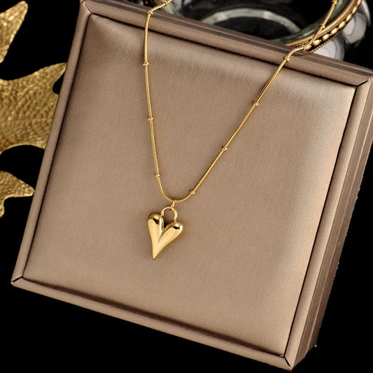 Fashion Luxury Design Heart Pendant Necklace for Women Simple Stainless Steel Romantic Gold Love Necklace Girls Jewelry Gift
